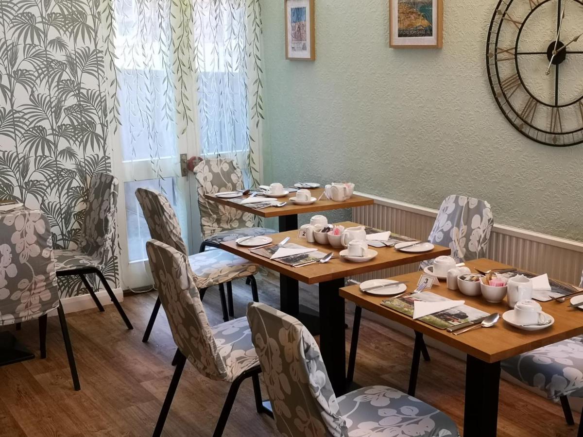 The Phoenix Guest House Scarborough Exteriör bild