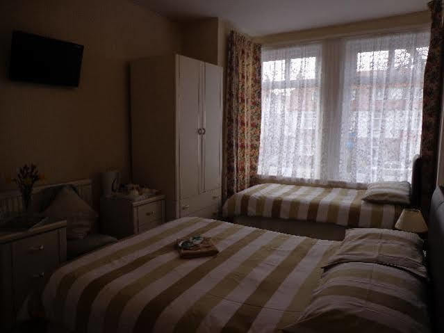 The Phoenix Guest House Scarborough Exteriör bild